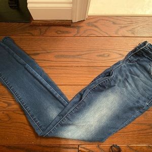 Decree darker wash skinny Jean. Size 3